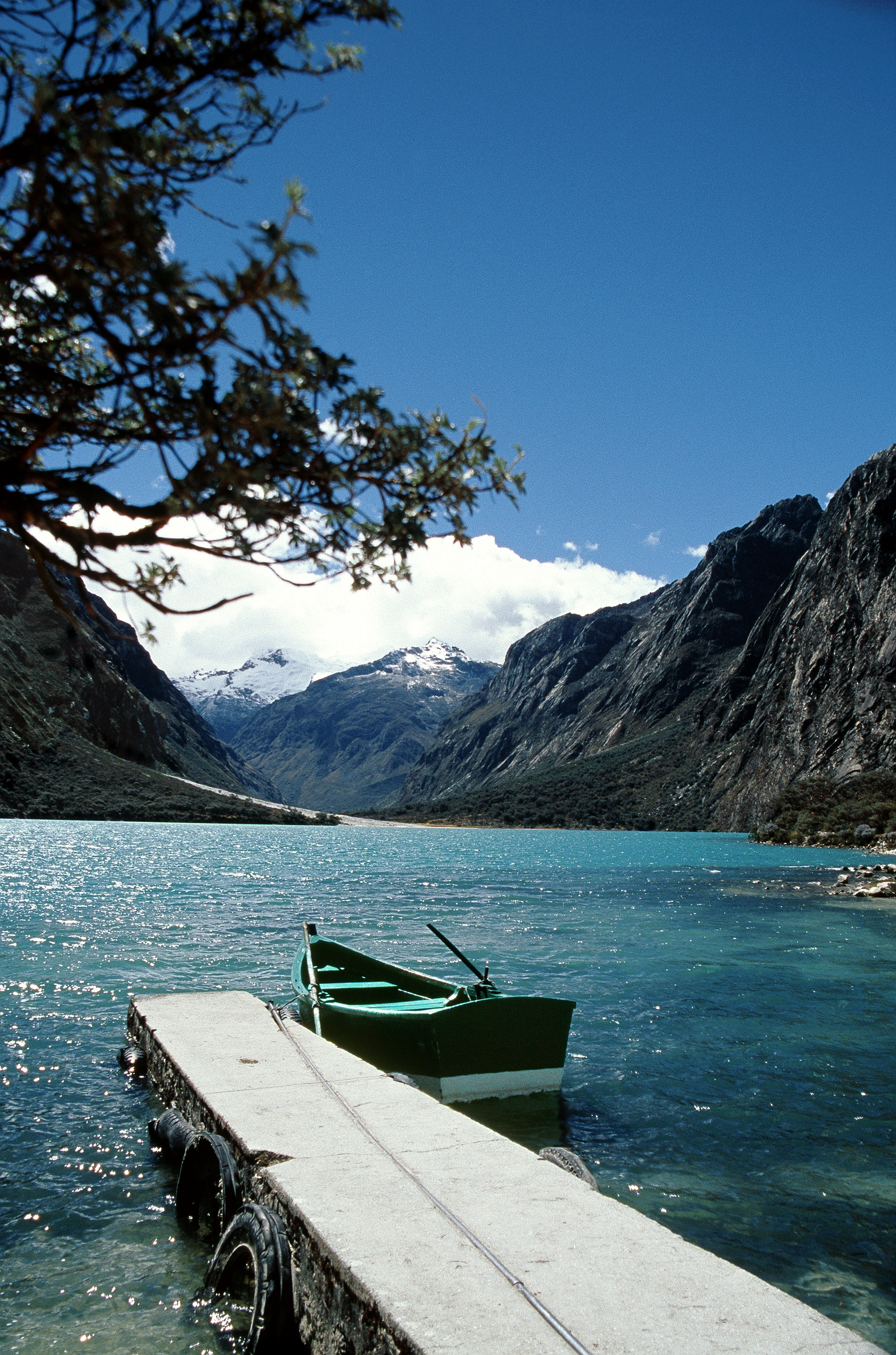 Laguna de Llanganuco